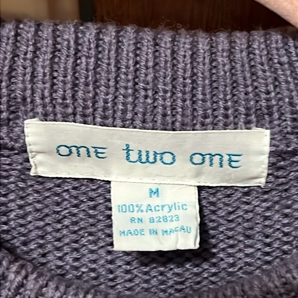 One Two One knit and beaded cardigan-NWOT - Picture 10 of 10